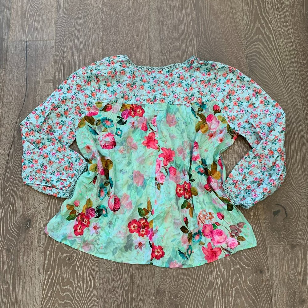 Tolani Collection Teegan Floral print top - Picture 8 of 9